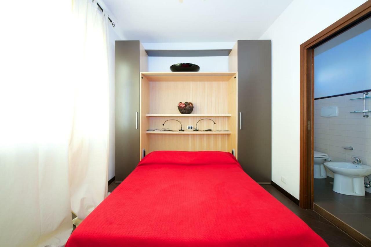 Casa Turati Apartment Bari Bagian luar foto
