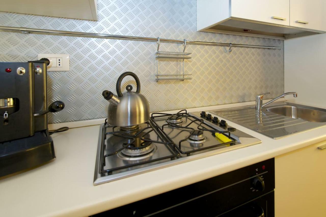 Casa Turati Apartment Bari Bagian luar foto