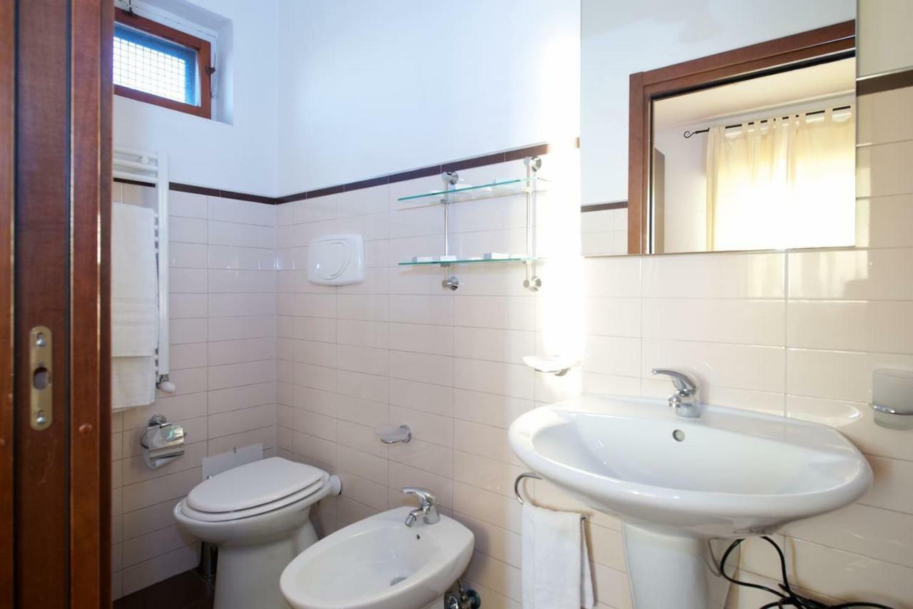 Casa Turati Apartment Bari Bagian luar foto