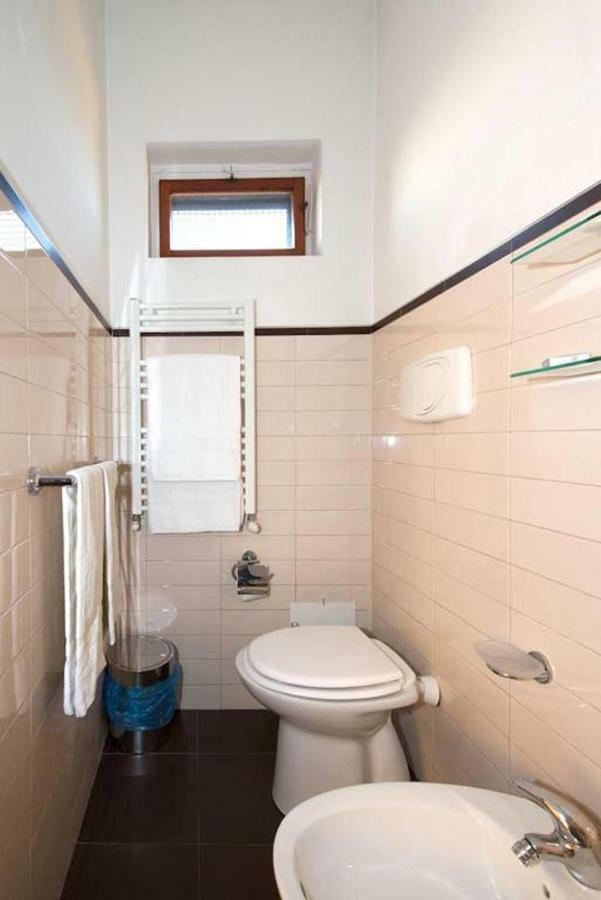 Casa Turati Apartment Bari Bagian luar foto
